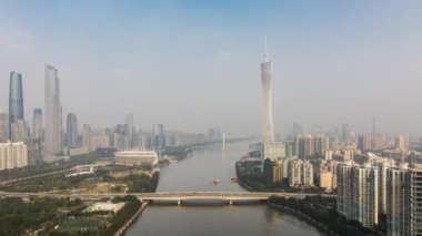 Gündüz vakti Guangzhou Endüstriyel Şehir Havası Panoraması. 4k zaman dilimi Çin porseleni