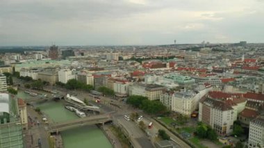 Viyana şehir manzarası gündüz vakti merkez caddeler hava manzarası 4k austria