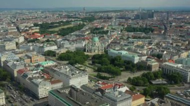 Viyana şehir manzarası gündüz vakti merkez caddeler hava manzarası 4k austria
