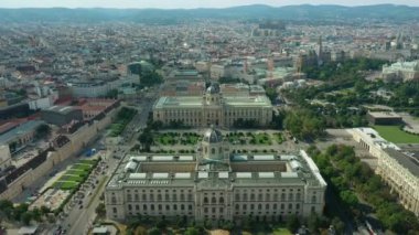 Viyana şehir manzarası gündüz vakti merkez caddeler hava manzarası 4k austria