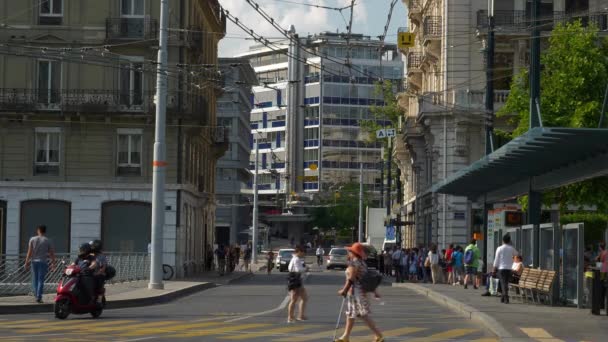 Dag Beelden Van Genève Stad Verkeer Slow Motion Panorama Zwitserland — Stockvideo