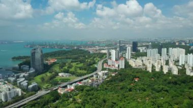 SINGAPORE - ŞUBAT 4. 2019: GÜN Singapur Şehir Marinası Havaalanı Panorama 4k dolaylarında 4 Şubat 2019 Singapur.