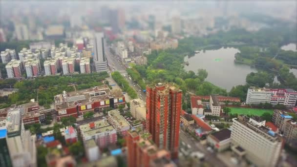 Bewolkte Dagtijd Wuhan Yangtze Stadsgezicht Rivier Luchtfoto Panorama China — Stockvideo