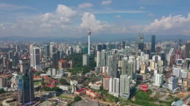 KUALA LUMPUR, MALAYSIA - SEPTEMBER 25 2019: day time kuala lumpur şehir merkezindeki panorama 4k circa 25 Eylül 2019 kuala lumpur, malaysia.r, malaysia.