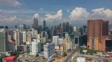 KUALA LUMPUR, MALAYSIA - SEPTEMBER 25 2019: day time kuala lumpur şehir merkezindeki panorama 4k circa 25 Eylül 2019 kuala lumpur, malaysia.r, malaysia.