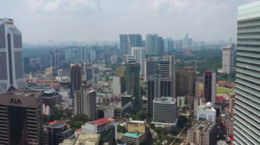 KUALA LUMPUR, MALAYSIA - SEPTEMBER 25 2019: day time kuala lumpur şehir merkezindeki panorama 4k circa 25 Eylül 2019 kuala lumpur, malaysia.r, malaysia.