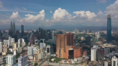 KUALA LUMPUR, MALAYSIA - SEPTEMBER 25 2019: day time kuala lumpur şehir merkezindeki panorama 4k circa 25 Eylül 2019 kuala lumpur, malaysia.r, malaysia.