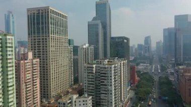 Gündüz vakti Guangzhou Endüstriyel Şehir Havası Panoraması. 4K Çin porseleni