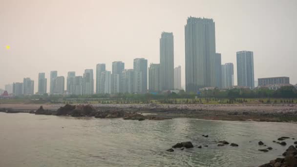 Dag Qingdao Stad Strand Baai Timelapse Panorama Porselein — Stockvideo