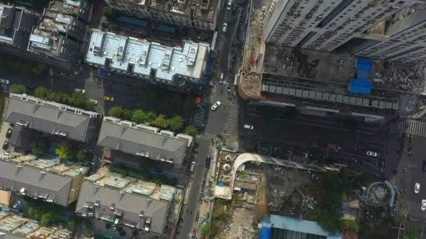 Vuelo Durante Día Sobre Tráfico Ciudad Nanjing Panorama Aéreo Metraje — Vídeos de Stock