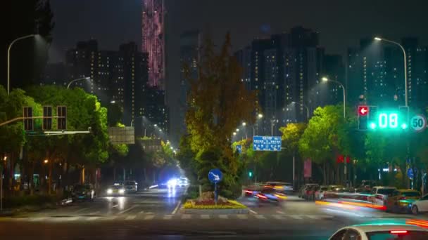 南京市交通上の夜間飛行航空タイムラプスパノラマ4K映像 — ストック動画
