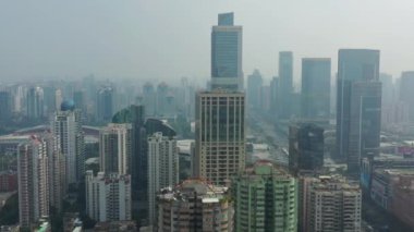 Gündüz vakti Guangzhou Endüstriyel Şehir Havası Panoraması. 4K Çin porseleni