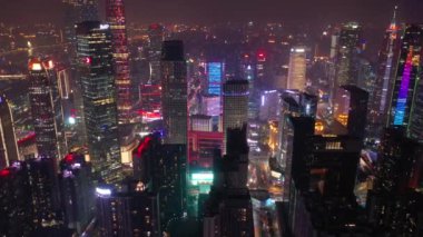 Gece vakti Guangzhou Endüstriyel Şehir Havası Panoraması. 4K Çin porseleni