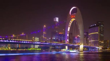 Gece vakti Guangzhou Endüstriyel Şehir Havası Panoraması. 4K Çin porseleni