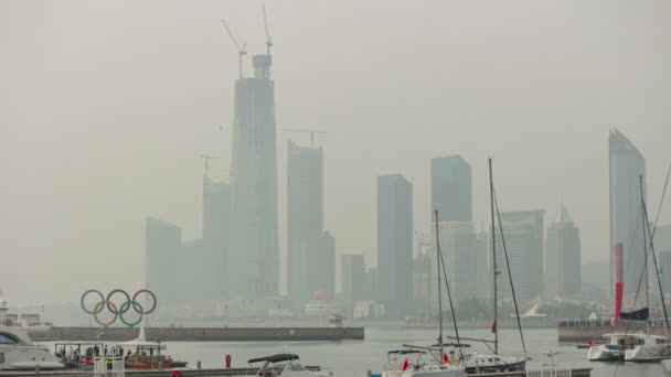 Hora Del Día Qingdao Ciudad Centro Panorama Aéreo China — Vídeos de Stock