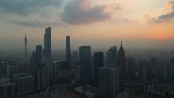 Вечер Гуанчжоу Индустриальная Городская Пейзажная Воздушная Панорама Отснятый Материал Китай — стоковое видео
