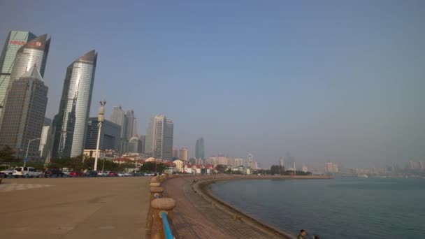 Hora Del Día Qingdao Ciudad Centro Ciudad Timelapse Aéreo Panorama — Vídeos de Stock