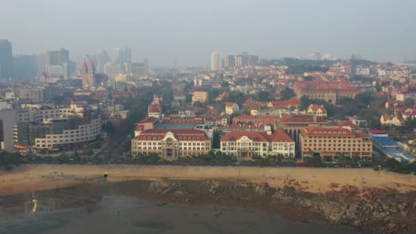 Hora Del Día Qingdao Ciudad Centro Panorama Aéreo China — Vídeos de Stock