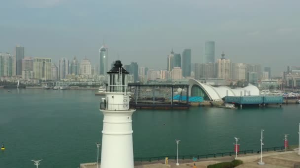 Journée Ensoleillée Qingdao Ville Célèbre Centre Ville Olympique Baie Phare — Video