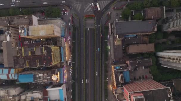 Día Tiempo Changsha Ciudad Centro Tráfico Calle Cruce Antena Panorama — Vídeos de Stock