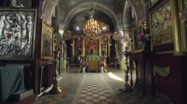 Ortodoks Kilisesi. bir görünüm içinde. Altar ve simgeler