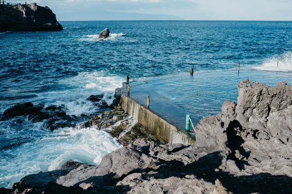 Hermosa Piscina Agua Del Océano Los Gigantes Tenerife —  Fotos de Stock