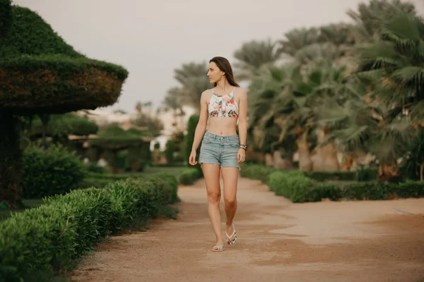 Young Woman Long Hair Walking Sand Path Garden Palm Trees — Stock Photo, Image