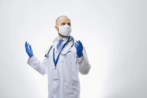 Caucasian Doctor Protective Face Mask Avoid Spread Coronavirus Covid Hands — Stock Photo, Image