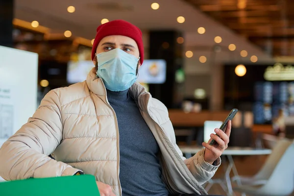 Кавказька Людина Бородою Медичній Масці Обличчя Щоб Уникнути Поширення Коронавірусу — стокове фото