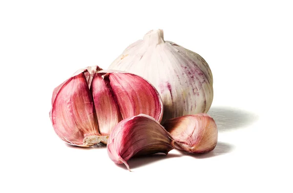 Garlic cloves and bulb isolated on white background — Stock Photo, Image