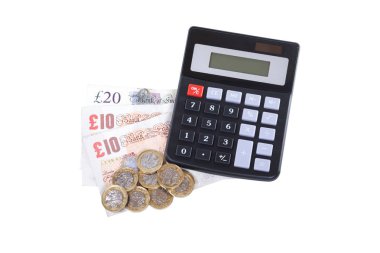 Bir hesap makinesi ve para havai görünümü