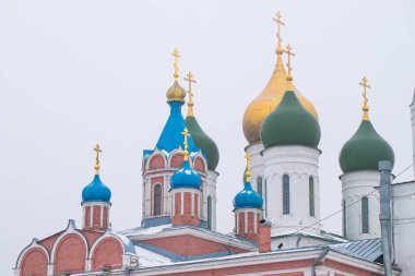 Domes Of Temple Tikhvin And Sobornaya Shatrovaya Kolokolnya In K