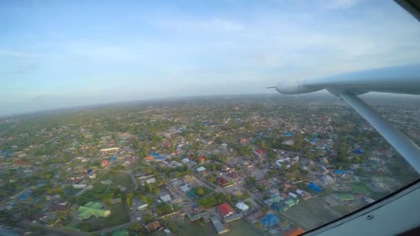 Avion monomoteur au-dessus de la Tanzanie. Afrique .