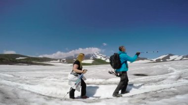  Kamçatka Yarımadası yolculuk. Koryaksky Vadisi ve Avachinsky volkanlar.