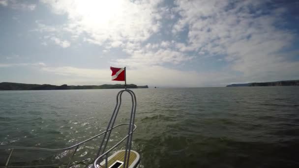 Safari en mer depuis la péninsule du Kamchatka. Russie . — Video