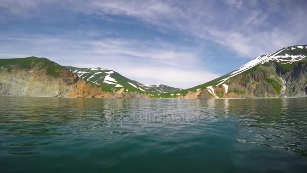 Морську подорож Safari від півострова Камчатка. Росія. — стокове відео