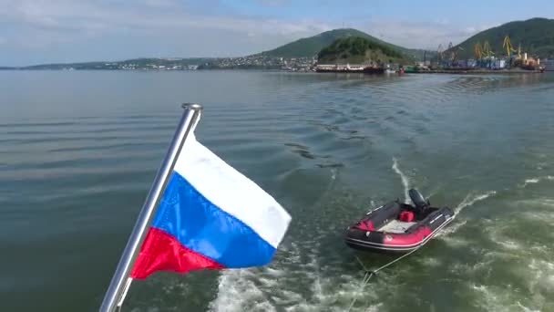 Mare Safari viaggio lungo la penisola di Kamchatka. Russia . — Video Stock