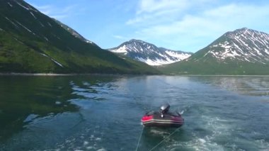 Kamçatka Yarımadası yolculuk. Koryaksky Vadisi ve Avachinsky volkanlar. Rusya.
