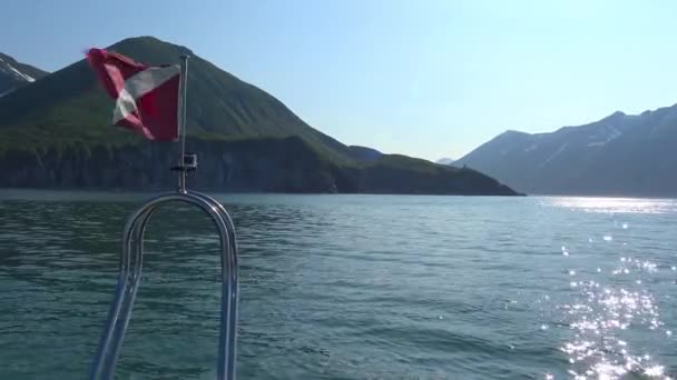 Mare Safari viaggio lungo la penisola di Kamchatka. Russia . — Video Stock