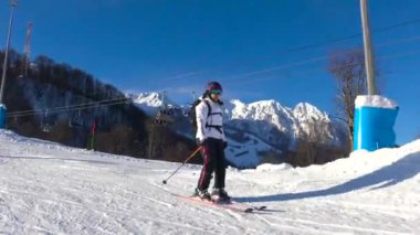 Yokuş aşağı Kayak. Kayak Merkezi 