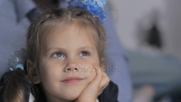 Portrait of a Laughing Little Girl, Smiling Child — Stock Video