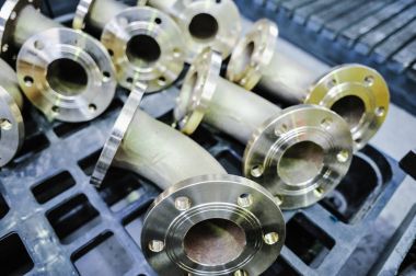 Armalit fabrika gemisi armatür gemi inşa şirketler için üretir.