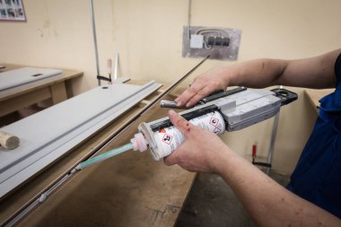 mobilya imalatı. Sunta levha işleme