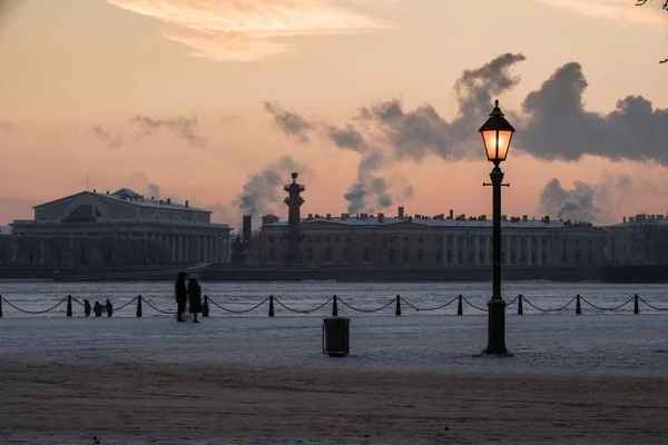São Petersburgo. Noite fria de inverno — Fotografia de Stock