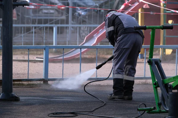 Petersburg Russia April 2020 Communal Service Workers Spray Disinfectant Solution — Stock Photo, Image