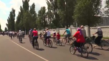 Kitle Bisiklete binmek üyeler.