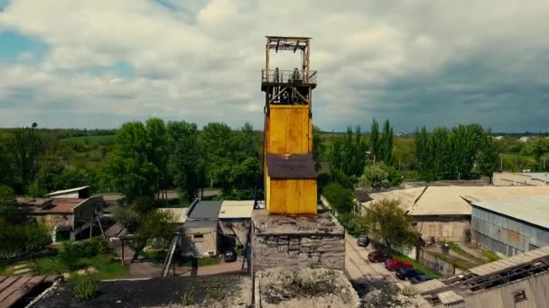Ruined coal mine. — Stock Video