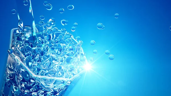 Splash água fria em um vidro, fundo azul — Fotografia de Stock