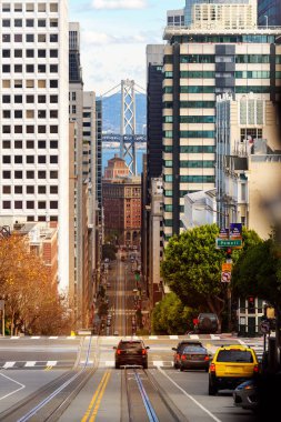 San Francisco Cable car şehir merkezi görünümünden