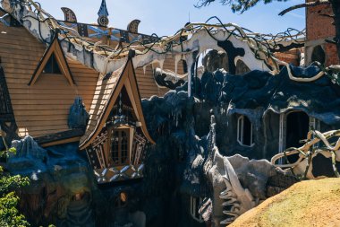 Da Lat, Vietnam - 9 Şubat 2017: asmak Nga guesthouse, halk deli evi olarak bilinen